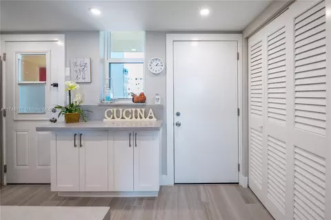 2980 Point East Dr #D-305, Aventura, FL 33160