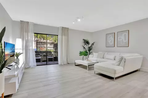 245 Deer Creek Blvd #1001, Deerfield Beach, FL 33442