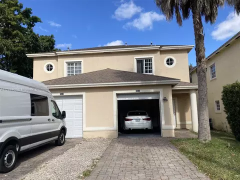 5611 Taylor St #5611, Hollywood, FL 33021