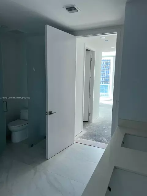 17550 Collins Ave #1004, Sunny Isles Beach, FL 33160