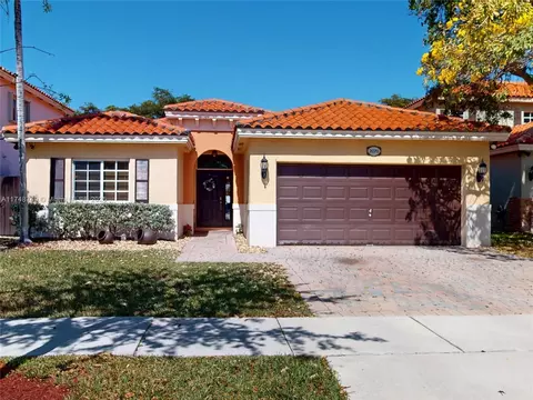 2070 NE 35th Ave, Homestead, FL 33033