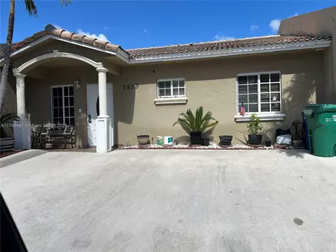 7659 NW 182nd Ln #806, Hialeah, FL 33015