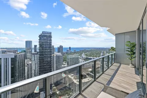 801 S Miami Ave #5403, Miami, FL 33131