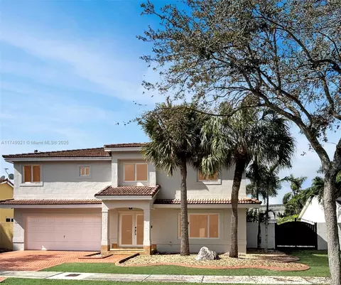 18954 NW 91st Ave, Hialeah, FL 33018