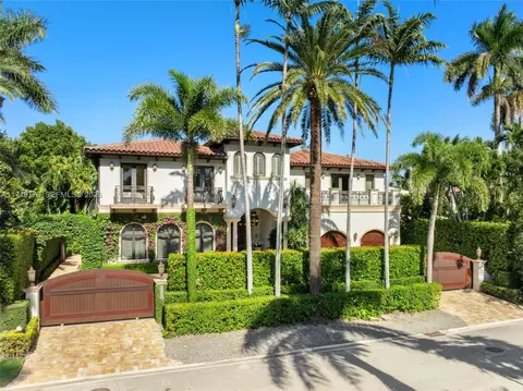 1535 W 27th St, Miami Beach, FL 33140