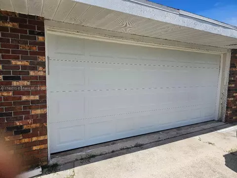 120 SE Caprona Ave, Port Saint Lucie, FL 34983