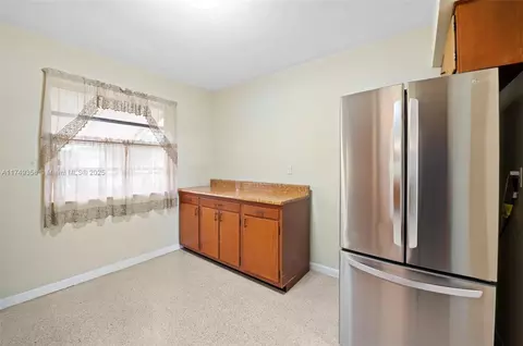Other - 472 W 15th St, Hialeah, FL 33010 photo 3 of 4