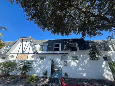 3924 SW 67th Ter #117, Davie, FL 33314