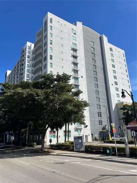 3180 SW 22nd St #1204, Miami, FL 33145