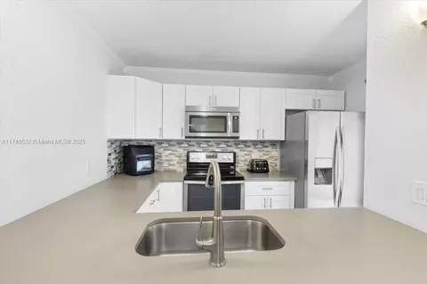 4517 45th Way, West Palm Beach, FL 33407