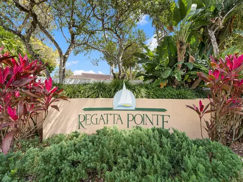 14817 Balgowan Rd #104-5, Miami Lakes, FL 33016