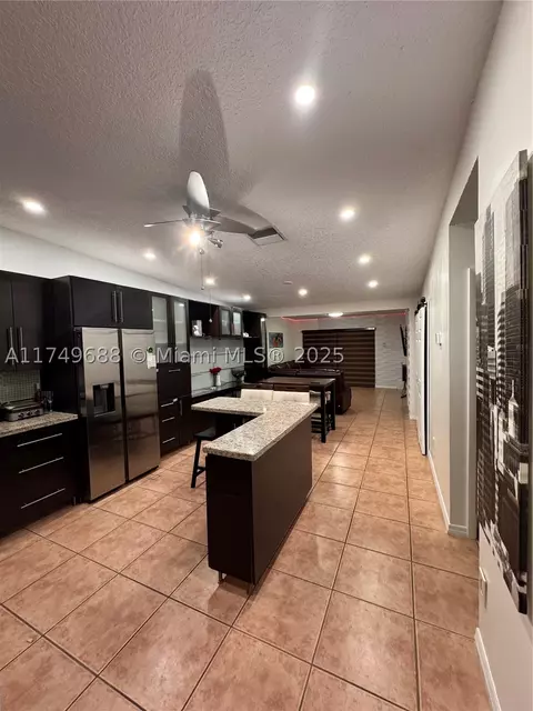 6451 NW 190 Ter #0, Hialeah, FL 33015