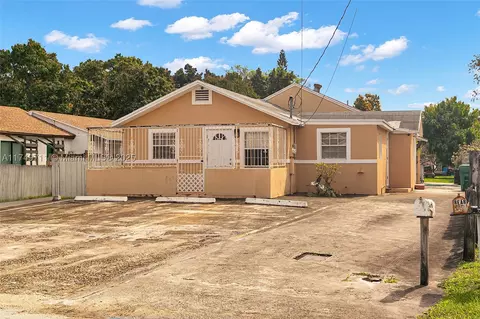 5870 SW 17th St, Miami, FL 33155