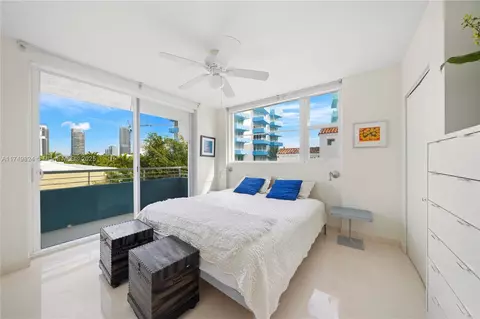 Bedroom - 200 Ocean Dr #5D, Miami Beach, FL 33139 photo 1 of 3