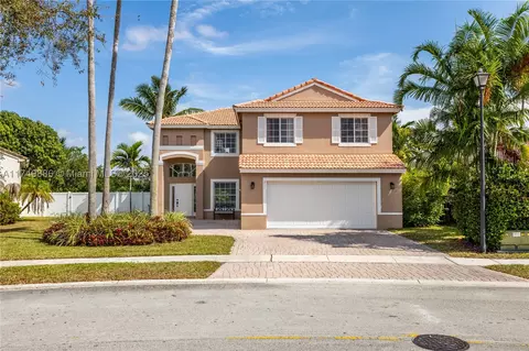 211 SW 192nd Ter, Pembroke Pines, FL 33029