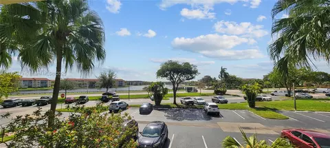13255 SW 9th Ct #213G, Pembroke Pines, FL 33027