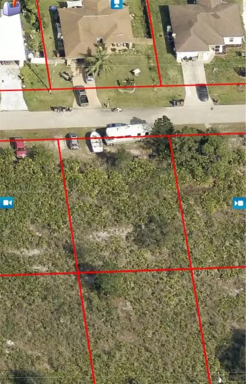 2707 63rd St W, Lehigh Acres, FL 33971