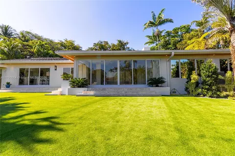 754 Jeronimo Dr, Coral Gables, FL 33146 photo 3