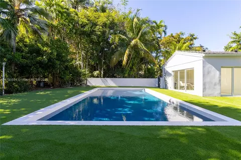 754 Jeronimo Dr, Coral Gables, FL 33146 photo 4
