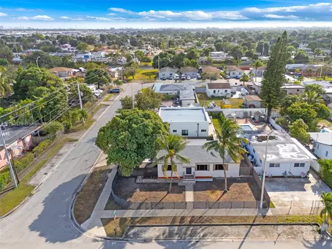 View/Area - 890 E 23rd St, Hialeah, FL 33013 photo 1 of 7