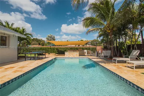 8151 SW 27th Pl 27th Pl, Davie, FL 33328