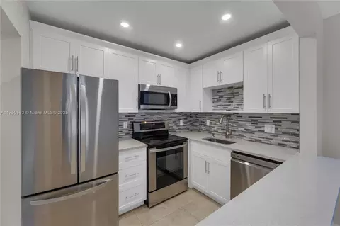 101 E Mcnab Rd #210, Pompano Beach, FL 33060