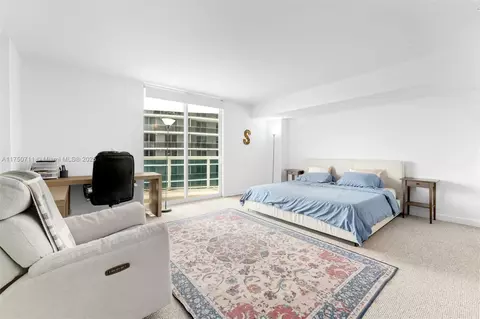 Bedroom - 1800 N Bayshore Dr #2101, Miami, FL 33132 photo 1 of 6
