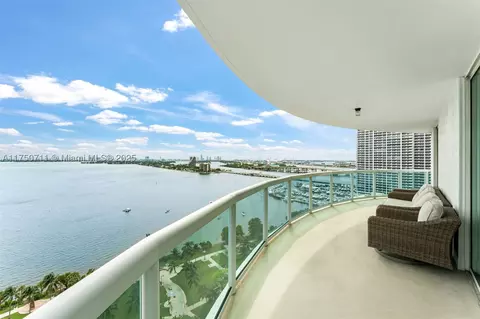 1800 N Bayshore Dr #2101, Miami, FL 33132