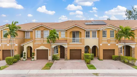 1008 NW 102nd Pl #1008, Miami, FL 33172