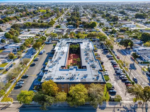 4655 Palm Ave #229, Hialeah, FL 33012
