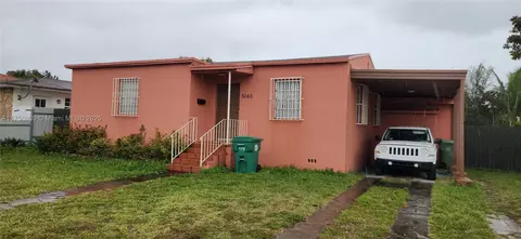 5140 NW 4th St, Miami, FL 33126