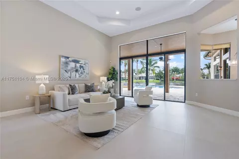 15260 SW 34th St, Davie, FL 33331