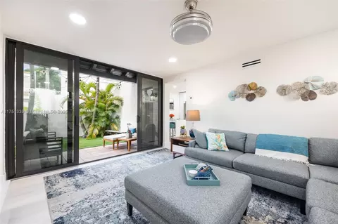3124 Bird Ave #3124, Coconut Grove, FL 33133