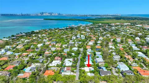 View/Area - 561 Allendale Rd, Key Biscayne, FL 33149 photo 2 of 5