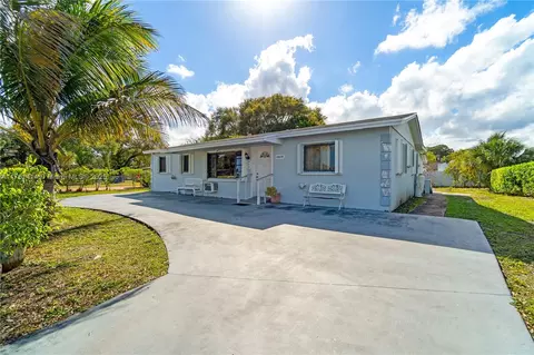 20630 NW 37th Ct, Miami Gardens, FL 33055