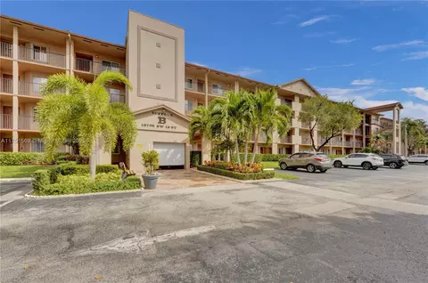 13705 SW 12th St #109B, Pembroke Pines, FL 33027