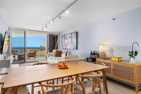 6767 Collins Ave #302, Miami Beach, FL 33141
