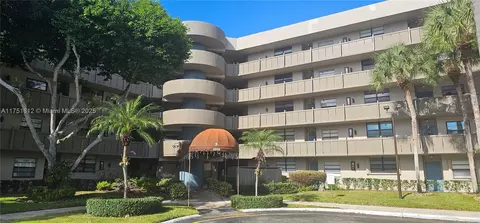 1100 Colony Point Cir #505, Pembroke Pines, FL 33026