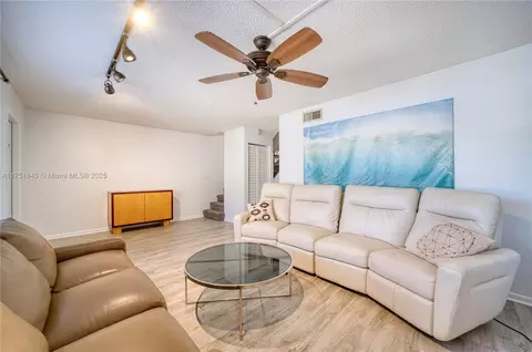 7175 Nova Dr #301, Davie, FL 33317