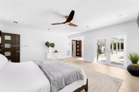 Bedroom - 6784 SW 97th St, Pinecrest, FL 33156 photo 3 of 7