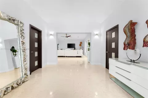 Entry Way - 6784 SW 97th St, Pinecrest, FL 33156 photo 2 of 2
