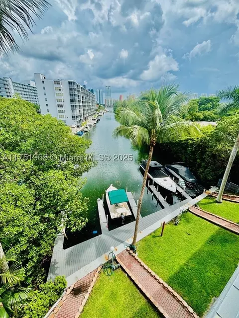 16531 NE 35th Ave #402-11, North Miami Beach, FL 33160