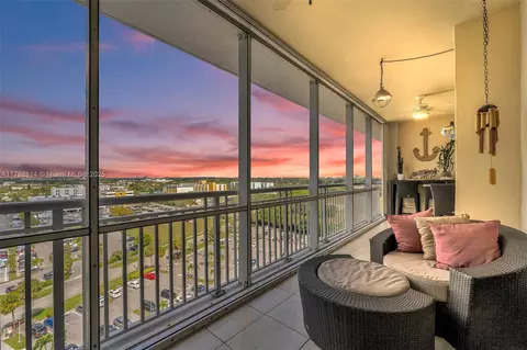 3800 Hillcrest Dr #1207, Hollywood, FL 33021