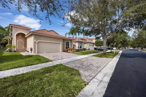 1660 NE 37th Ave, Homestead, FL 33033