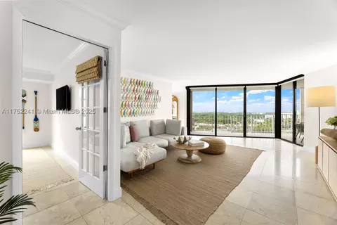 1000 Quayside Ter #1411, Miami, FL 33138