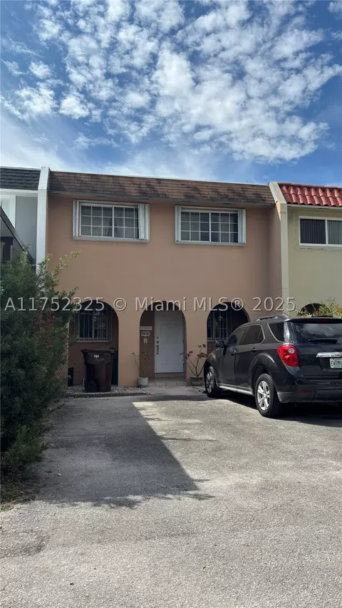 6836 W 2nd Ct #6836, Hialeah, FL 33014