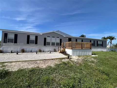 1632 Joshua Blvd, Clewiston, FL 33440