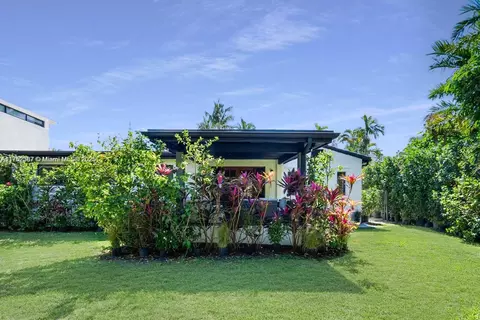 118 E 3rd Ct, Miami Beach, FL 33139 photo 9