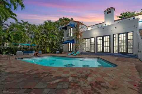 1624 Granada Blvd, Coral Gables, FL 33134