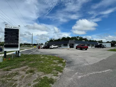 917 E Oak St, Other, FL 34266